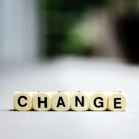 Management de Transition : Définition, Avantages et Statuts en 2025