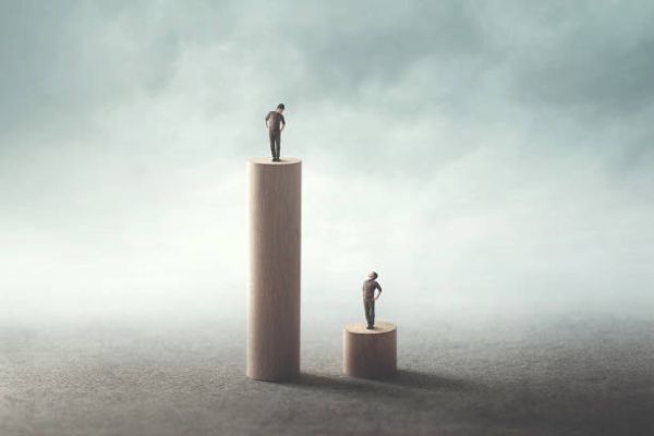 Pourquoi un consultant indépendant gagne mieux sa vie qu'un salarié CDI — à budget client équivalent
