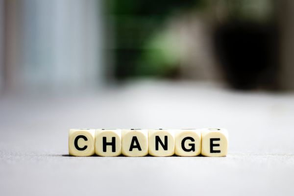 Management de Transition : Définition, Avantages et Statuts en 2025