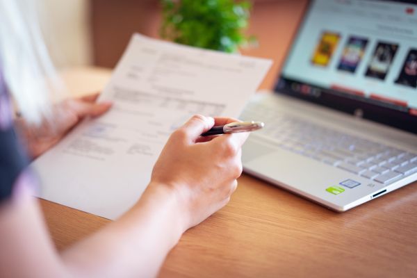 Quelle structure choisir pour être consultant indépendant ? Portage salarial, micro-entreprise ou SASU